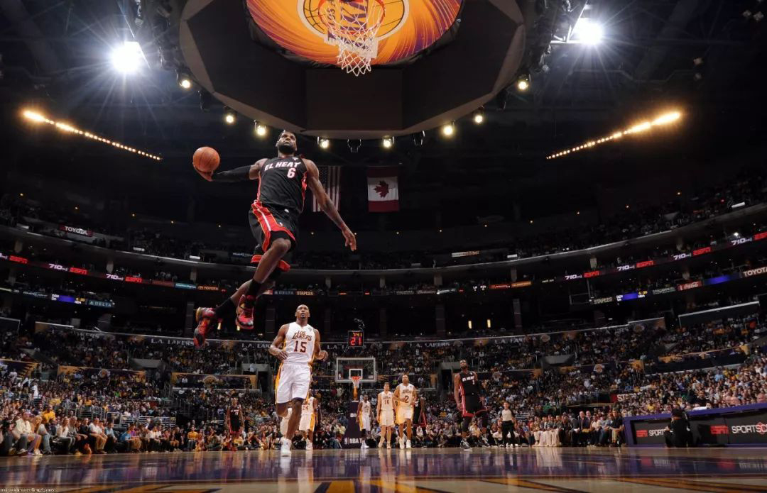 “互聯(lián)網(wǎng)+體育”場景是關鍵 看動因體育、NBA、Keep如何連接線上與線下丨體育經(jīng)理人